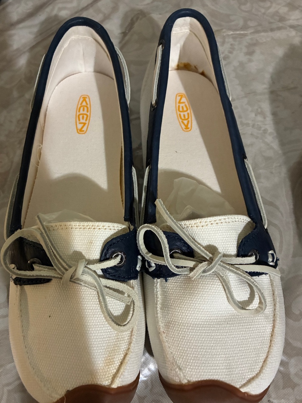 Keen Women's White and Navy Canvas Moccasins